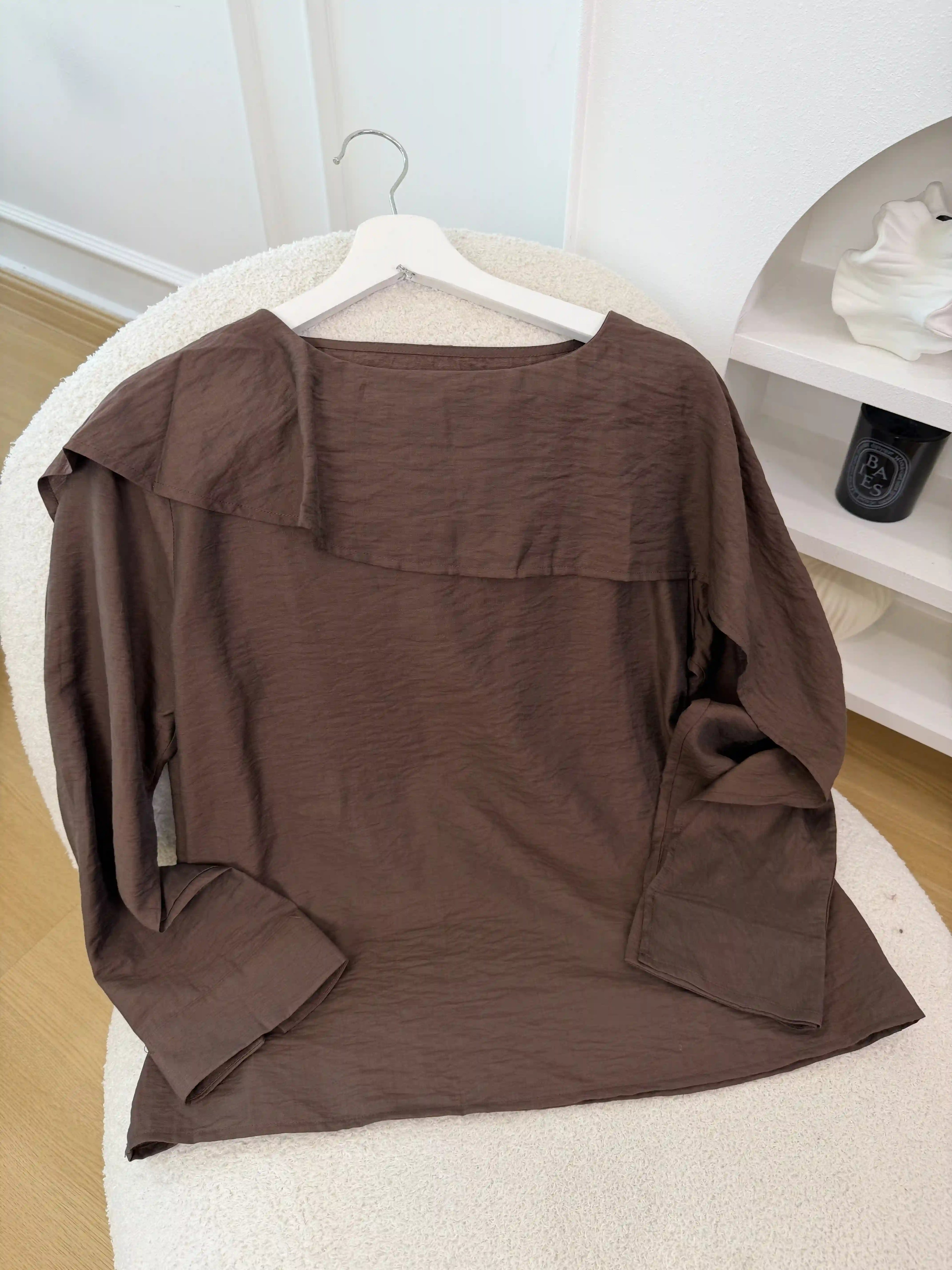 Asymmetric Ruffle Collar Blouse