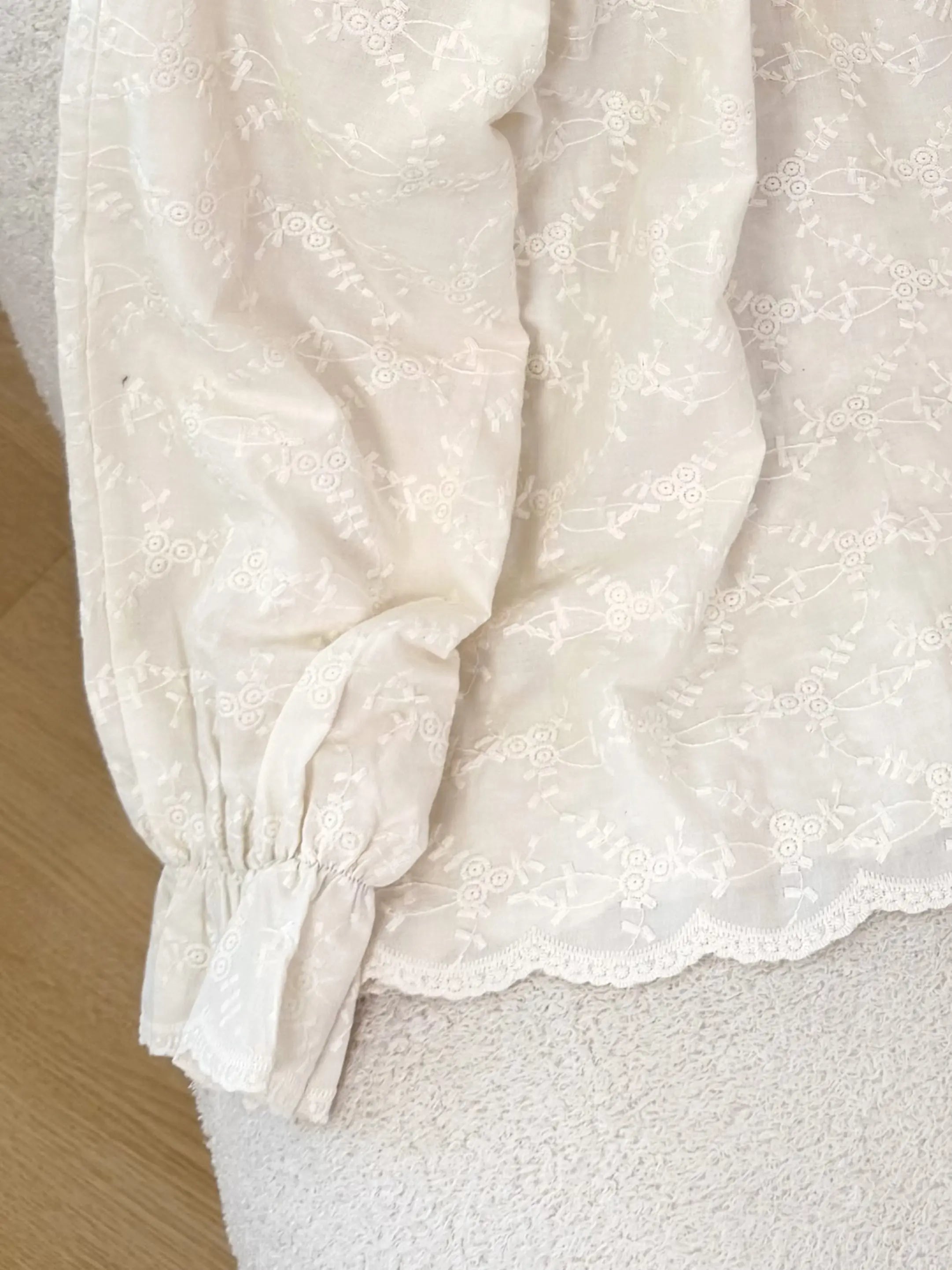 Lace Bow-Tie Stand Collar Blouse